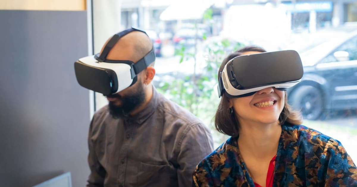 Investors Express Growing Concerns Over AI Company Valuations Amid Bubble Fears