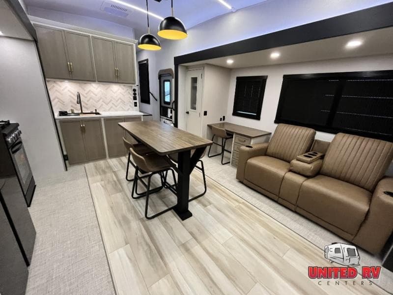United RV Showcases Entegra Vision XL Motorhomes and Used Campers in Chatsworth