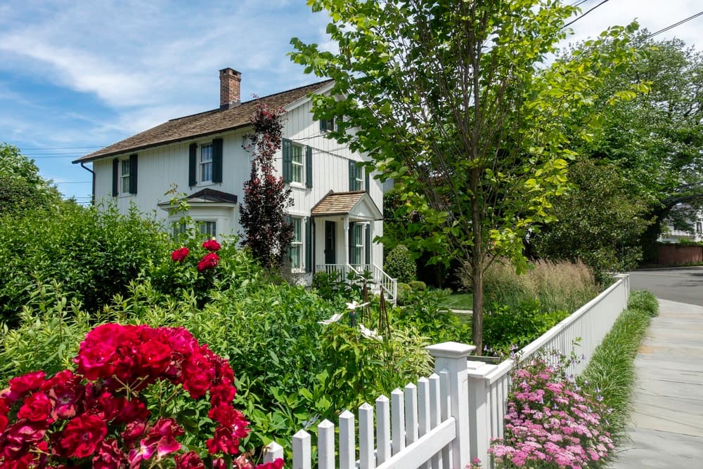Selling Your Home Is a Lot Like Booking an Airbnb – and Connecticut Sellers Who Understand This Are Closing Faster