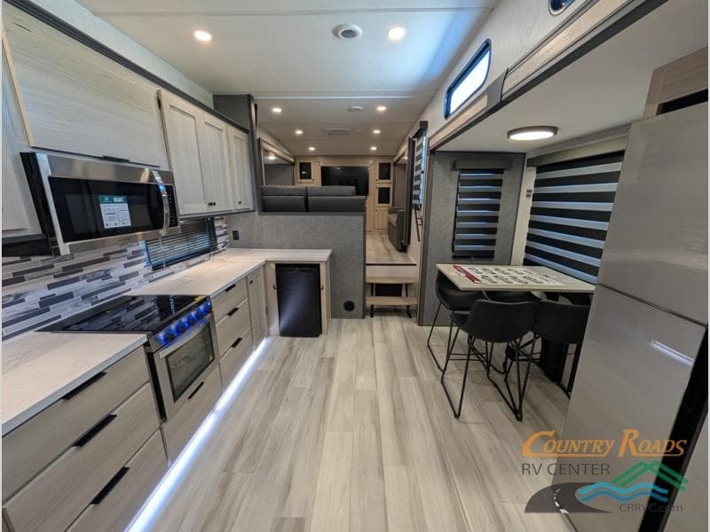 Country Roads RV Center Expands 2026 Inventory in Lexington, NC